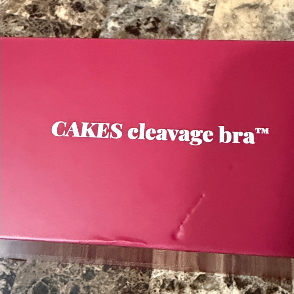 Cakes Body Cleavage Bra in Honey Size M - Picture 3 of 3